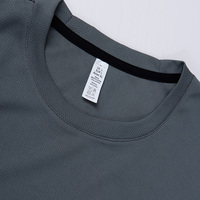 Dostosuj LOGO oddychające koszulki do biegania mężczyźni topy koszulki szybkie suche siłownia z krótkim rękawem T Shirt paski odblaskowe odzież sportowa 6